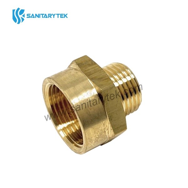 Brass reducing socket M/F