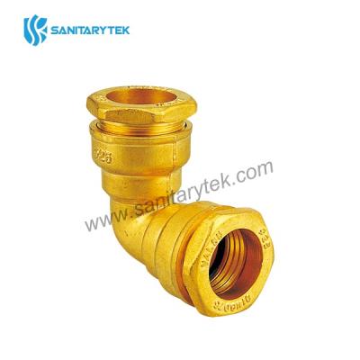 Elbow coupler fitting for polyethylene pipe