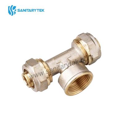 Female tee fitting for multilayer pipe