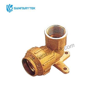 Female wallplate elbow fitting for polyethylene