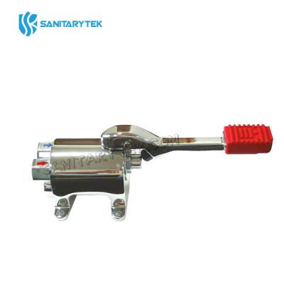 Floor mounted single pedal progressive mixer