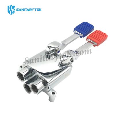 Foot operated floor mounted mixing valve, double pedal mixer