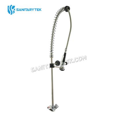 Pre-rinse unit with mixer