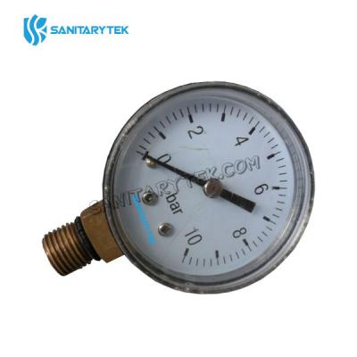 Pressure gauge with bottom connection, steel casing