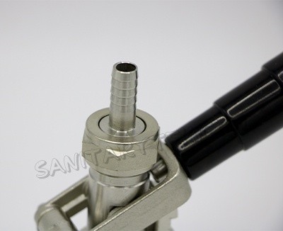 S type keg coupler with pressure relief valve