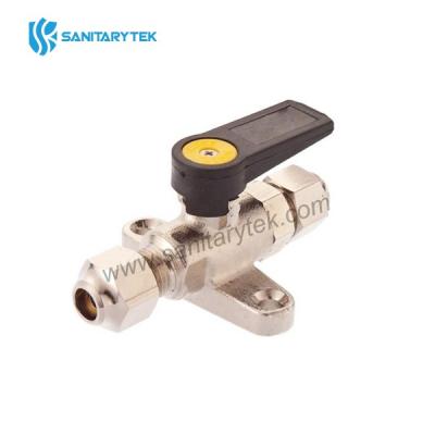 Compact wall gas valve for copper pipe with a bracket