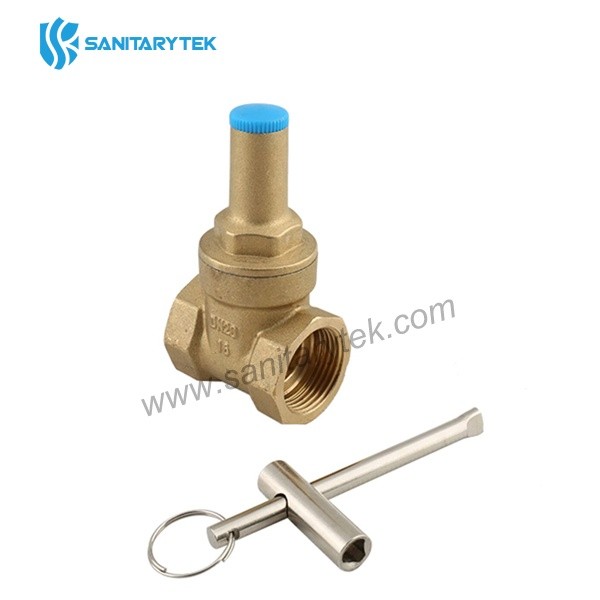 Lockable brass gate valve