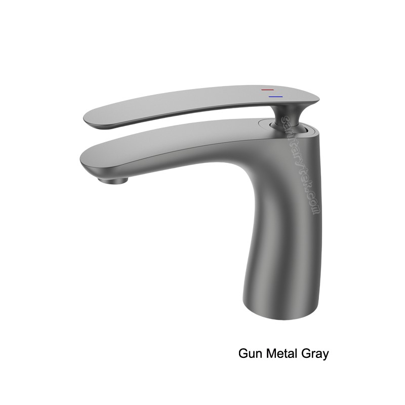 Single lever wash basin faucet  in chrome